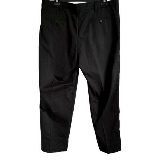 Dockers Pants Men's W40X L30 Classic Fit Flat Front Chinos Black Pockets Casual - Picture 3 of 7